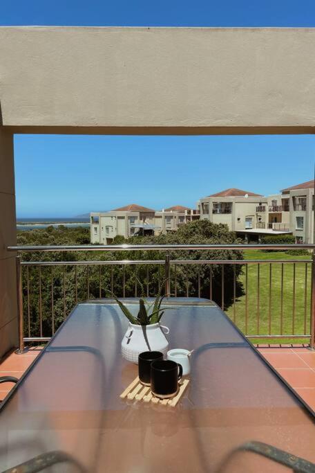 X7 -Goose Valley-Ocean Views Плеттенберг-Бей Екстер'єр фото